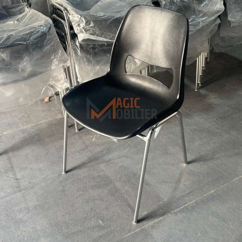 chaises monocoque plastiques multi-usages Réf. A-2024-615