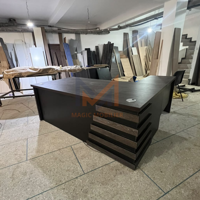 Bureau HARMONI avec retour Réf A0221