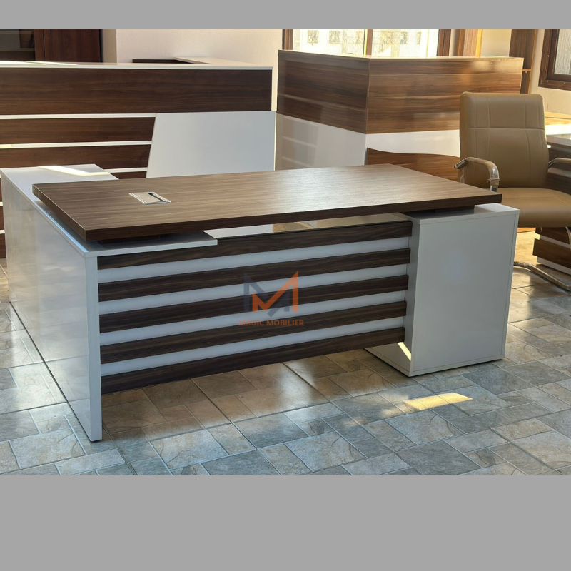 Bureau MALABO avec retour Réf A0224