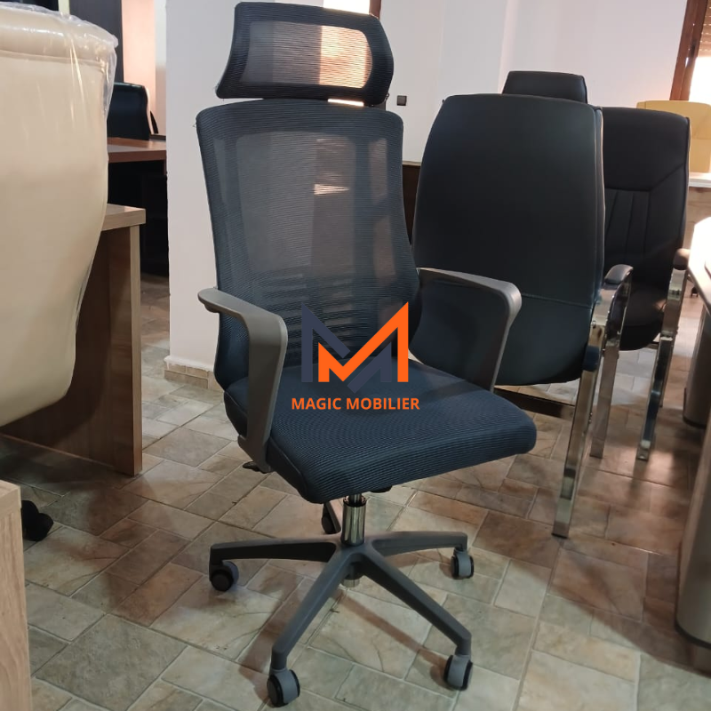 Fauteuil président/operateur avec têtière RIO Réf 907 A