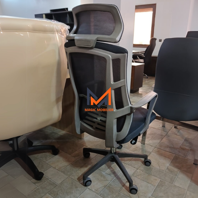 Fauteuil président/operateur avec têtière RIO Réf 907 A